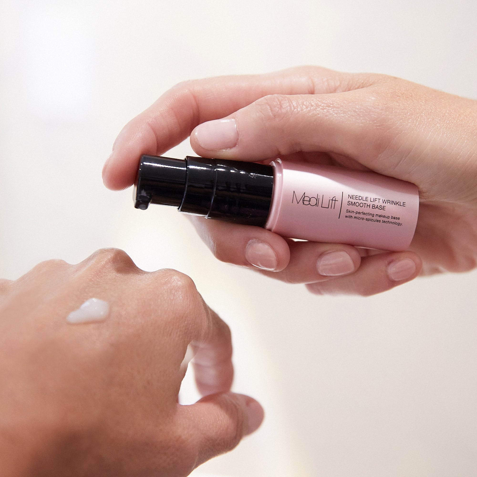 Needle Lift Wrinkle Smooth Base