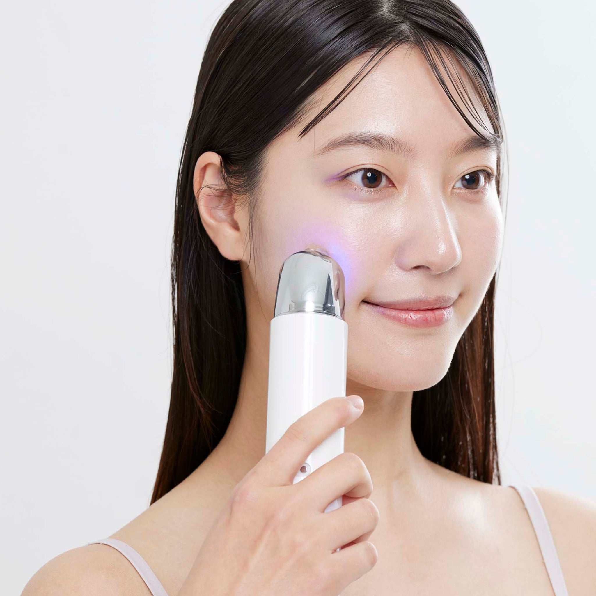 POREFICIENT™ Advanced Deep Pore Cleansing Device with Suction, Ultrasonic & Blue LED