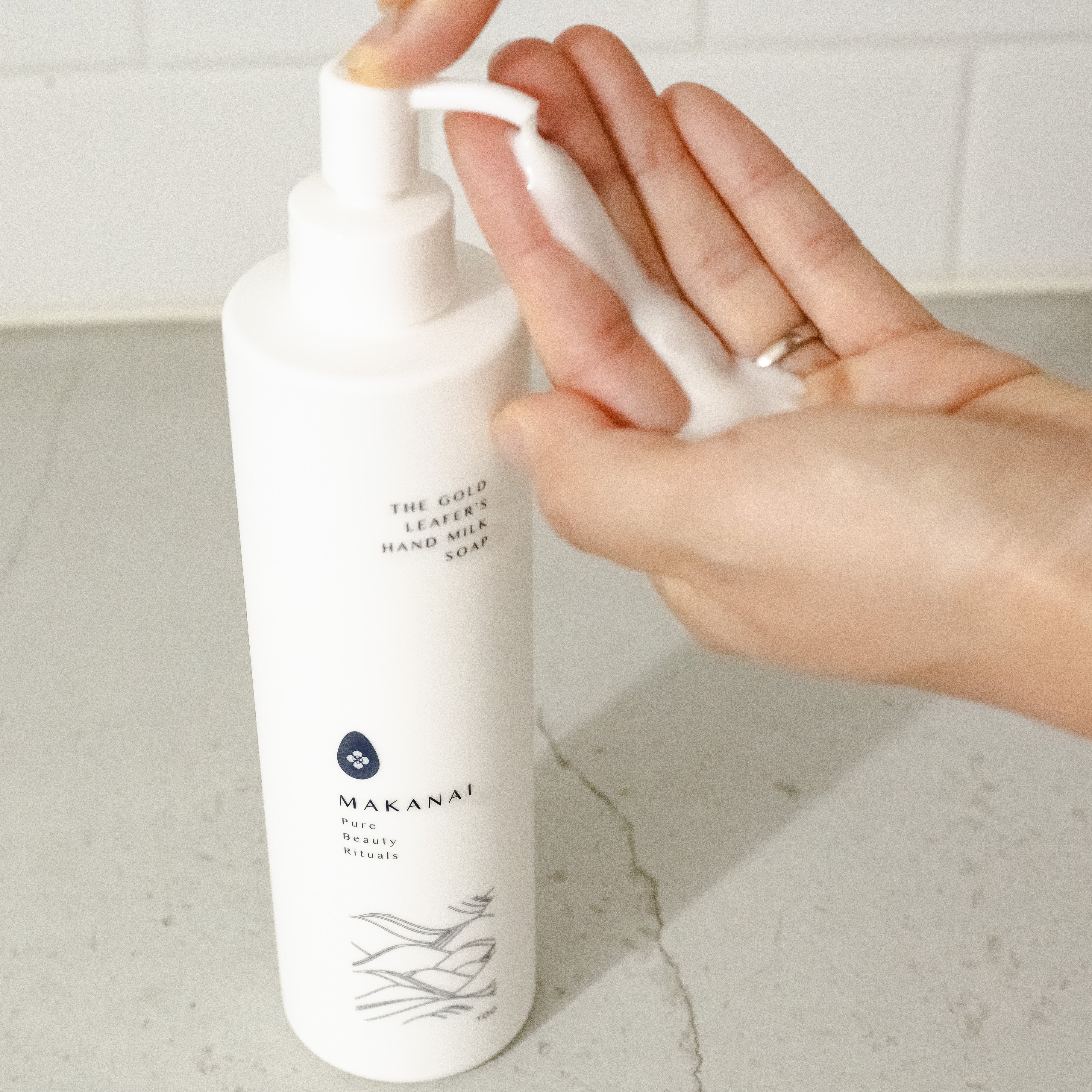 The Gold Leafer's Hand Milk Soap <br> Soothing Frankincense